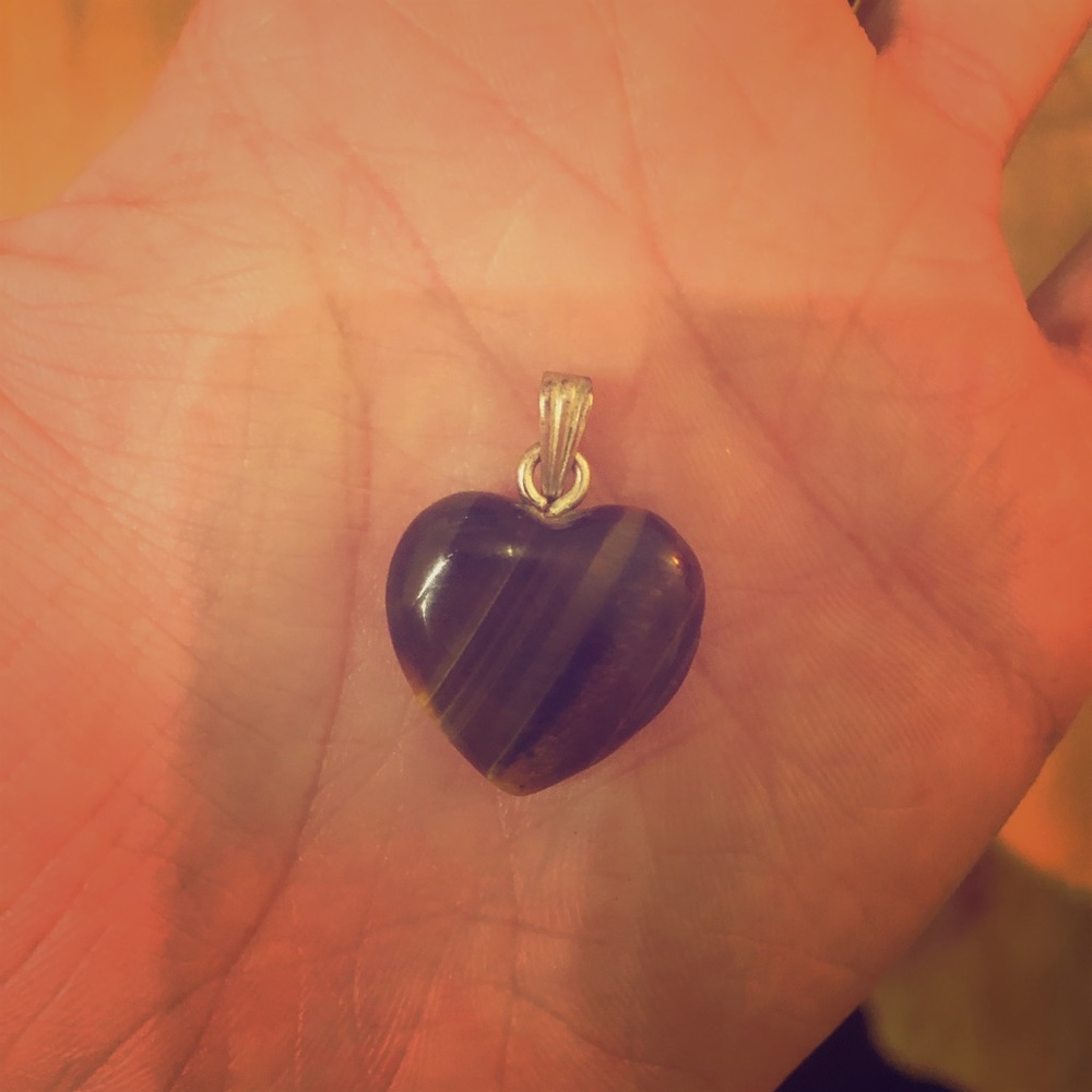 Tiger eye heart pendant 🖤